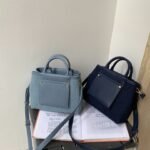 Retro-style fashionable women's crossbody versatile small square bag